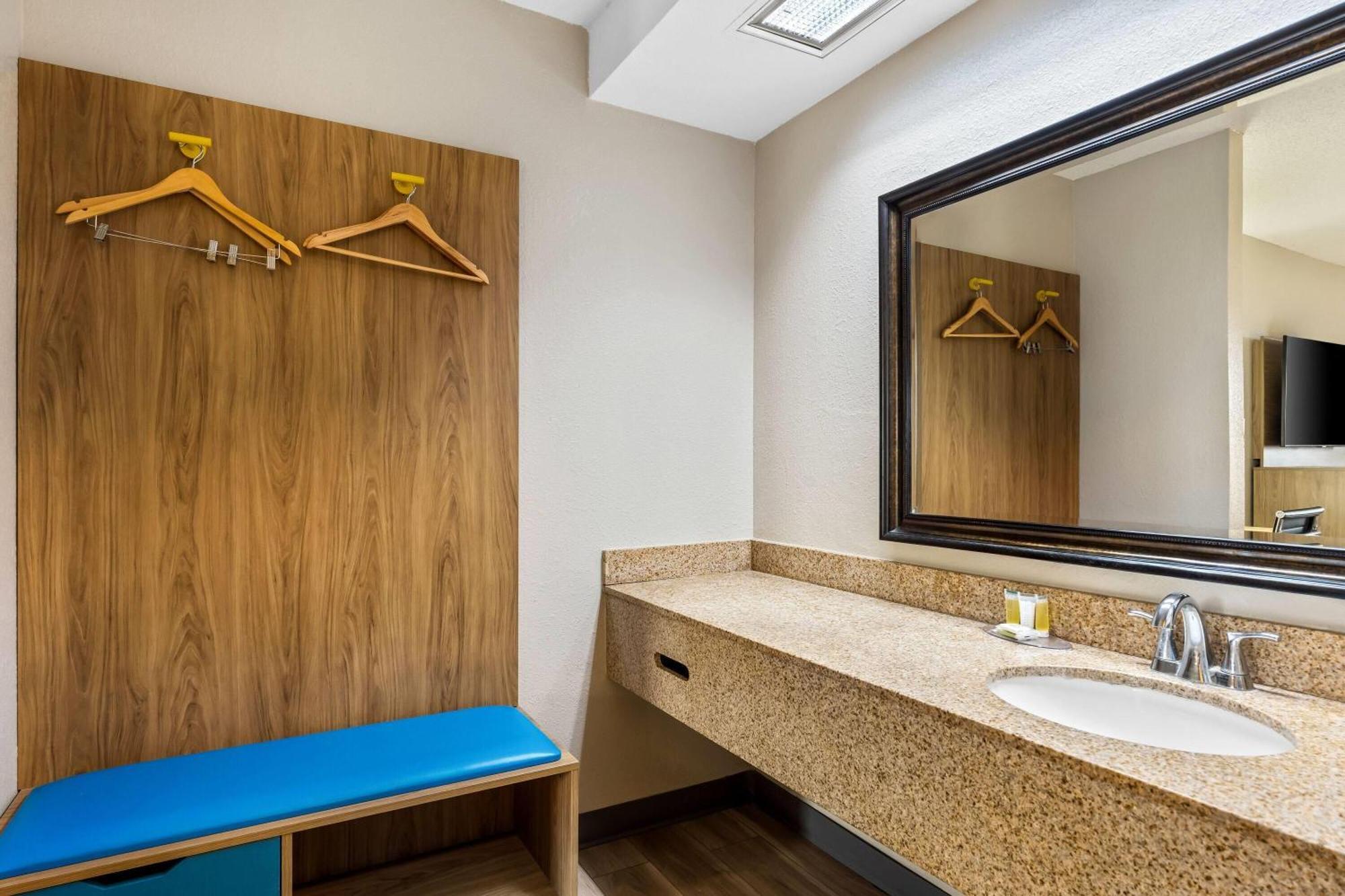 Days Inn By Wyndham Bainbridge Exterior foto