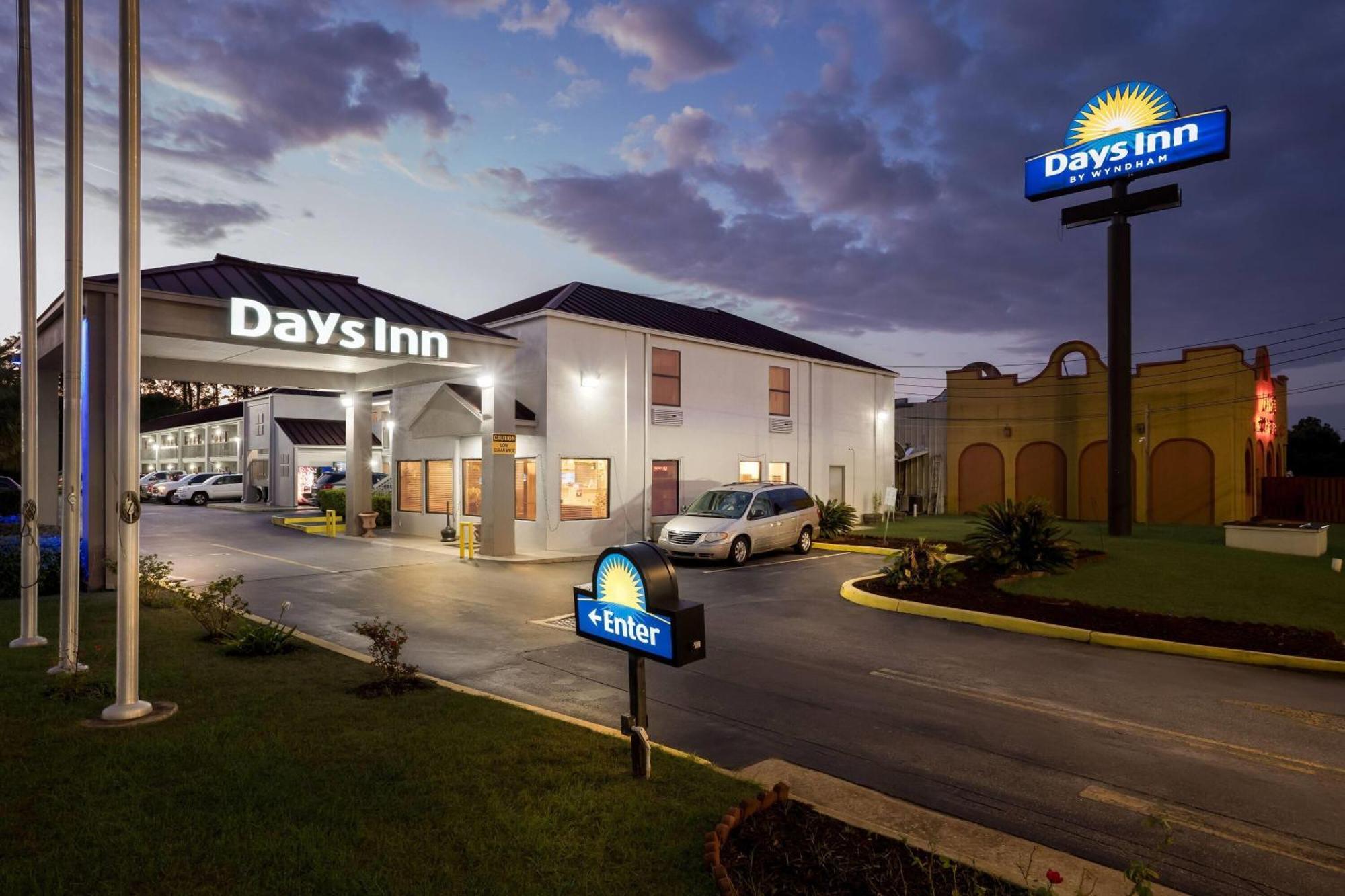 Days Inn By Wyndham Bainbridge Exterior foto